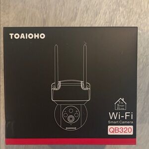 Black Wi-Fi Smart Camera QB320